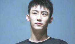 狗崽爆料黄景瑜视频大全,揭秘明星幕后生活瞬间