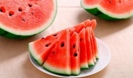 达旗网红吃瓜,揭秘网络红人的幕后生活