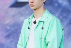 王一博片场爆料最新,幕后花絮曝光，精彩瞬间引粉丝热议